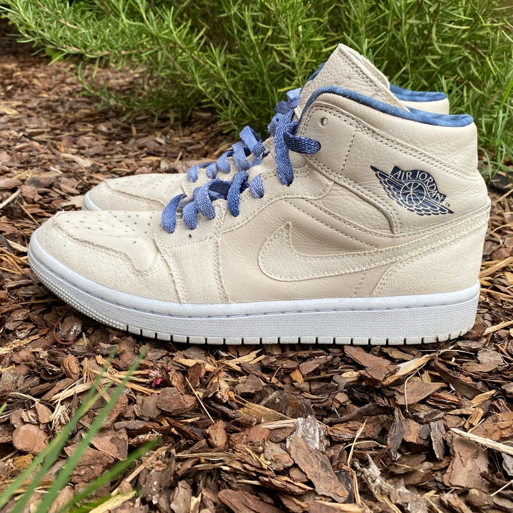 Jordan 1 Mid SE (Sanddrift)